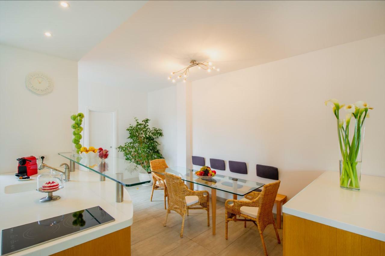 Victoria Apartment Комо Экстерьер фото